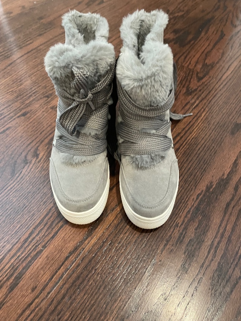 Time + Tru fur lined grey sneaker booties - size 6.5